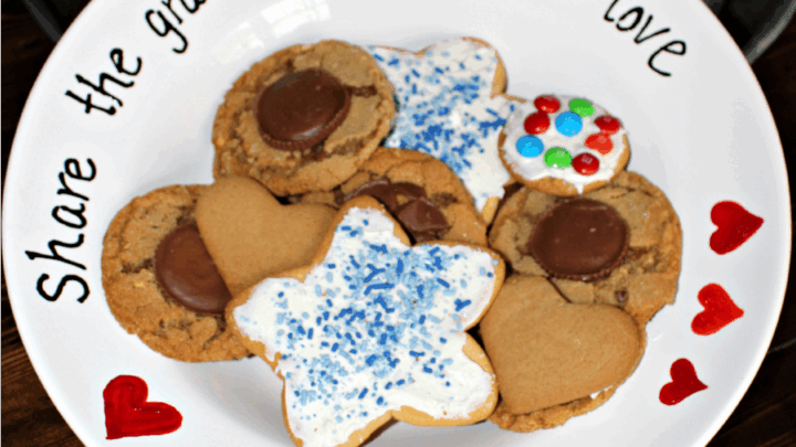 Image for Holiday Giving Plate