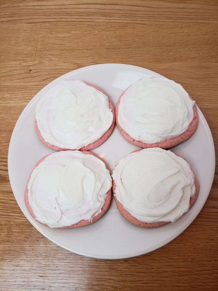 Easy Valentine’s Day Cookies with white icing no decorations