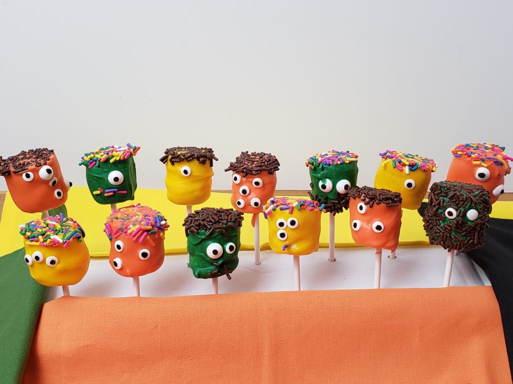 Halloween Monster Marshmallow Pops