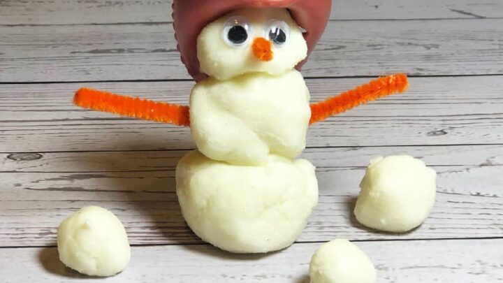 Image for Snow Dough Craft for Kids {easy two ingredient recipe with corn starch}