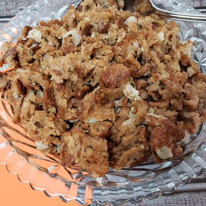 Simple Homemade Turkey Stuffing Dressing
