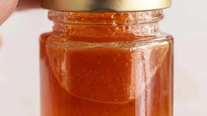 Image for Honey Sriracha Sauce - Easy Sweet & Spicy Dipping Sauce