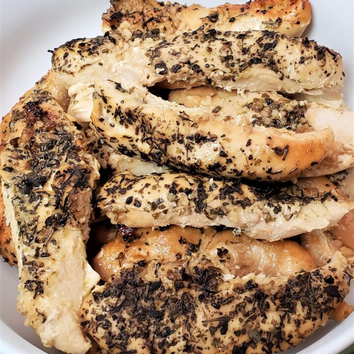 Slow Cooker Garlic Herb Chicken