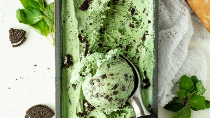 Image for Easy Mint Oreo Ice Cream