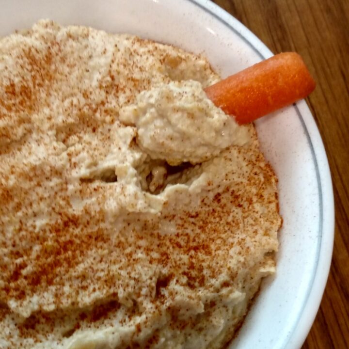 Basic Homemade Hummus