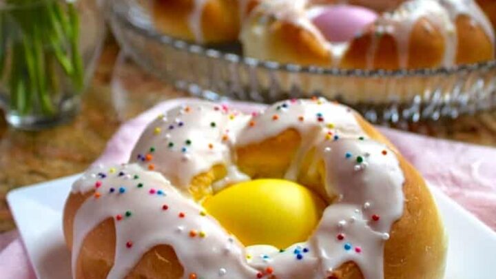 Image for Individual Italian Easter bread, the perfect Italian Easter dessert.