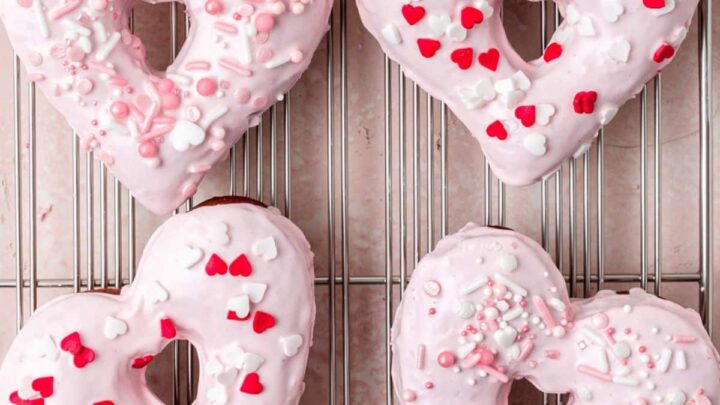 Image for Heart Shaped Donuts Recipe 