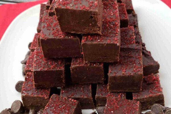 Dark Chocolate Raspberry Fudge Dark chocolate raspberry fudge on plate