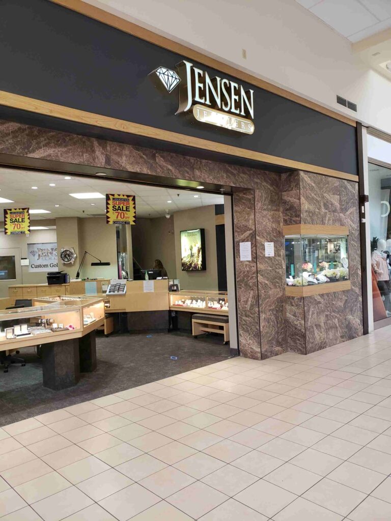 jewelry store in mall